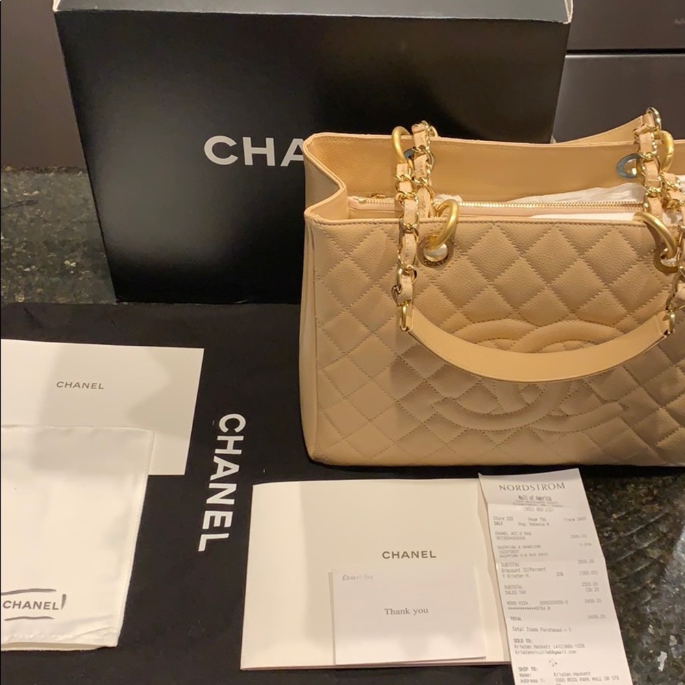 AUTHENTIC Chanel Grand Shopping Tote